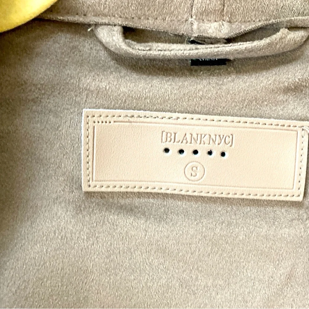 Blank NYC Faux Suede Drape Front Jacket Small - Picture 8 of 9